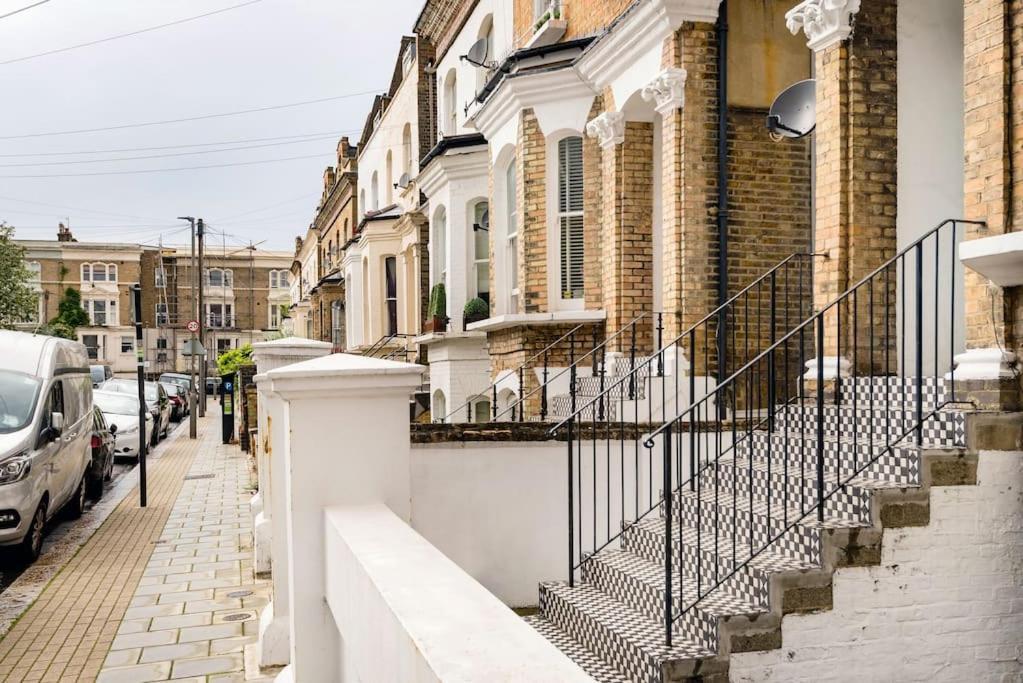 Apartmán Contemporary Clapham Living Londýn Exteriér fotografie
