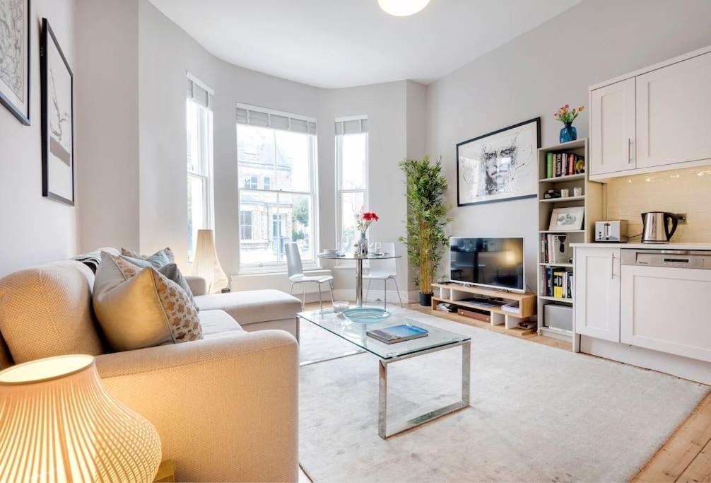 Apartmán Contemporary Clapham Living Londýn Exteriér fotografie